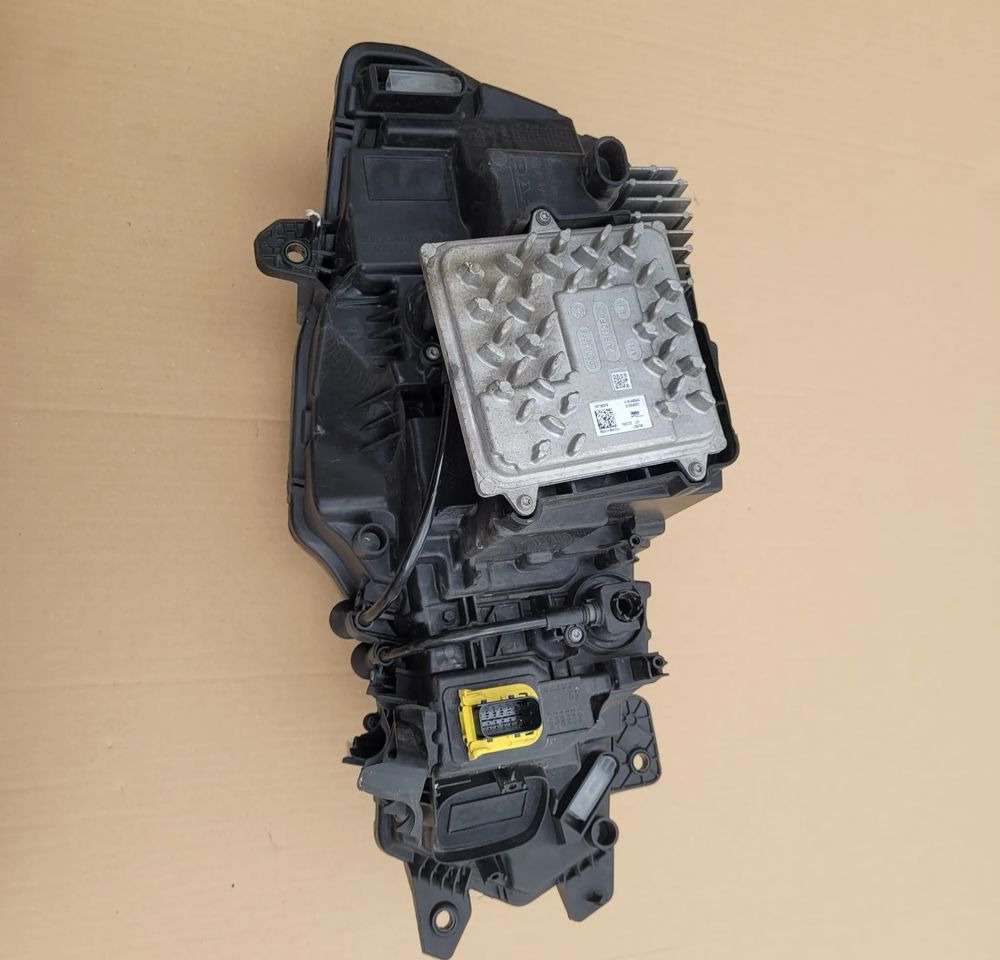 LAMPA LED DAF XG XD LEWA ORYGINAŁ 2188982 CHWALIM116 - Lights/ Lighting for Truck: picture 3 LAMPA LED DAF XG XD LEWA ORYGINAŁ 2188982 CHWALIM116 - Lights/ Lighting for Truck: picture 3