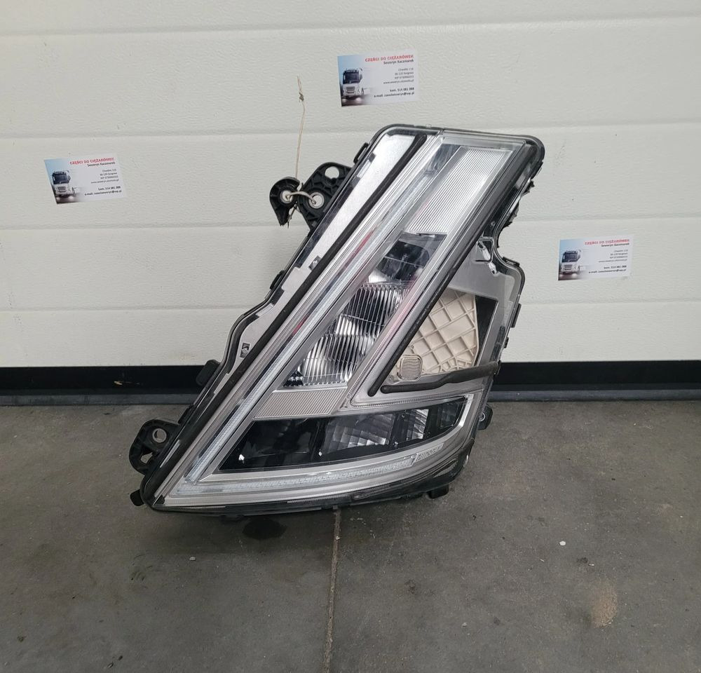 LAMPA LED LH. VOLVO FH5 23752680 ORYGINAŁ CHWALIM116 - Lights/ Lighting for Truck: picture 1 LAMPA LED LH. VOLVO FH5 23752680 ORYGINAŁ CHWALIM116 - Lights/ Lighting for Truck: picture 1