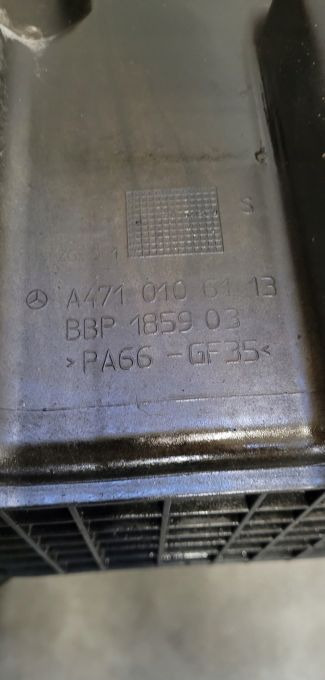 MISKA OLEJOWA MERCEDES ACTROS MP4 A 471 010 61 13 - Oil pan for Truck: picture 2 MISKA OLEJOWA MERCEDES ACTROS MP4 A 471 010 61 13 - Oil pan for Truck: picture 2