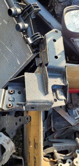 MOCOWANIE STOPNIA RENAULT RANGE T GAMA PRAWY - Footstep for Truck: picture 1 MOCOWANIE STOPNIA RENAULT RANGE T GAMA PRAWY - Footstep for Truck: picture 1