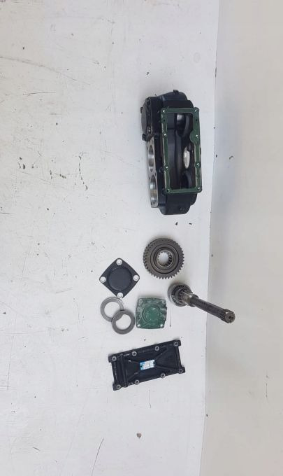 PRZYSTAWKA SKRZYNI BIEGÓW ZF CZESCi - Gearbox and parts for Truck: picture 1 PRZYSTAWKA SKRZYNI BIEGÓW ZF CZESCi - Gearbox and parts for Truck: picture 1