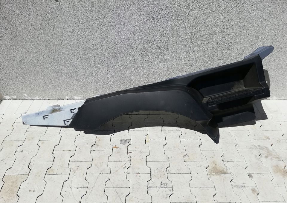 STOPNICA WŁAZ RENAULT RANGE T RH. ORYGINAŁ - Footstep for Truck: picture 1 STOPNICA WŁAZ RENAULT RANGE T RH. ORYGINAŁ - Footstep for Truck: picture 1