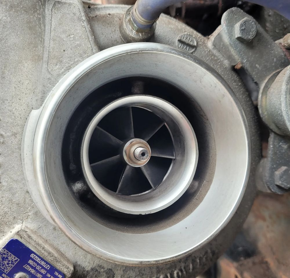 TURBINA HAMULEC GÓRSKI IVECO EUROCARGO E6 5801964527,5802237817 CHWALIM116 - Engine for Truck: picture 2 TURBINA HAMULEC GÓRSKI IVECO EUROCARGO E6 5801964527,5802237817 CHWALIM116 - Engine for Truck: picture 2