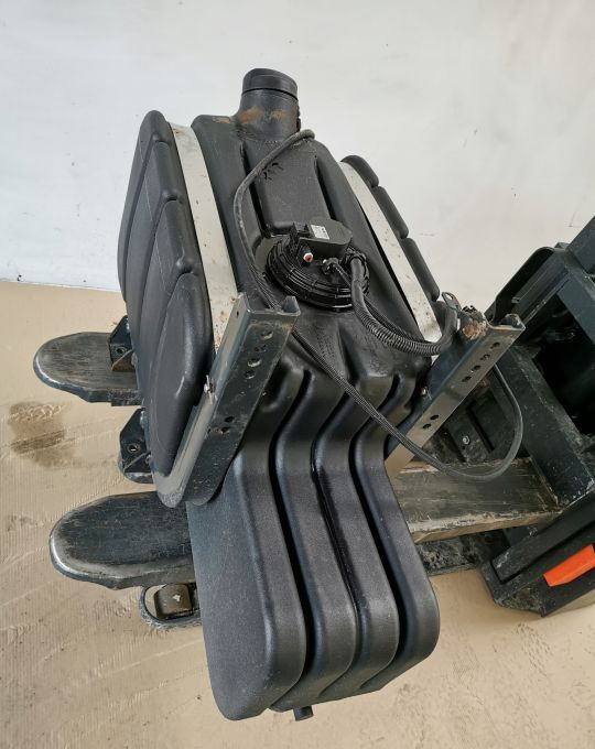 ZBIORNIK PALIWA IVECO EUROCARGO 504153101 - Fuel tank for Truck: picture 2 ZBIORNIK PALIWA IVECO EUROCARGO 504153101 - Fuel tank for Truck: picture 2