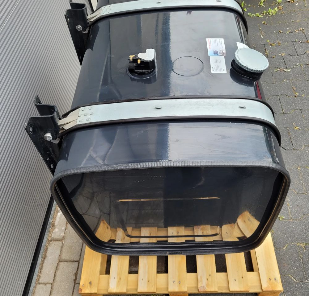 ZBIORNIK PALIWA MAN 400L 63X68X105CM 81.12201-6894 CHWALIM116 - Fuel system for Truck: picture 3 ZBIORNIK PALIWA MAN 400L 63X68X105CM 81.12201-6894 CHWALIM116 - Fuel system for Truck: picture 3