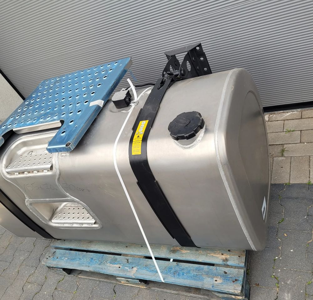 ZBIORNIK PALWA VOLVO FH4 FH5 FMX 21335687 155X70X70CM 620L CHWALIM116 - Fuel system for Truck: picture 3 ZBIORNIK PALWA VOLVO FH4 FH5 FMX 21335687 155X70X70CM 620L CHWALIM116 - Fuel system for Truck: picture 3