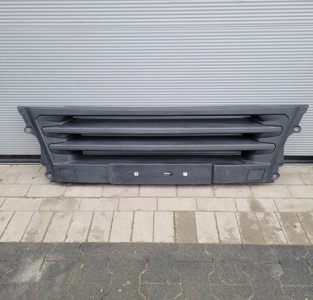 Body and exterior for Truck ZDERZAK MAN TGX E6 LIFT ORYGINAŁ CHWALIM116: picture 1