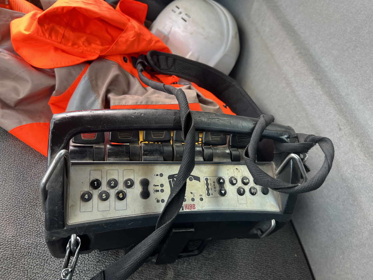 Renault kerax - Crane truck: picture 3 Renault kerax - Crane truck: picture 3