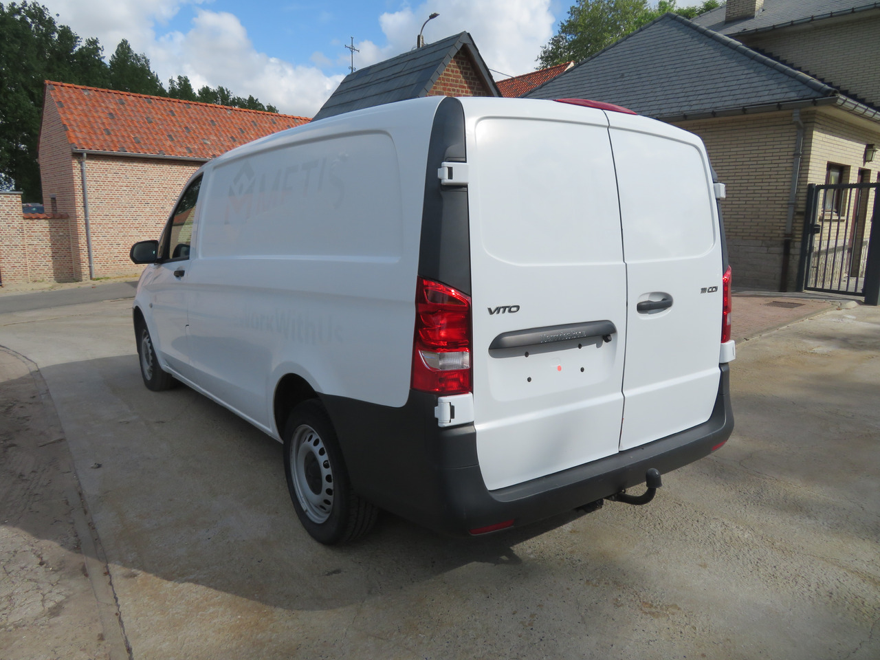 - Small van: picture 5 - Small van: picture 5