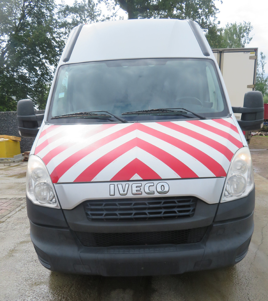 Iveco Daily 50C15 - Panel van: picture 3 Iveco Daily 50C15 - Panel van: picture 3