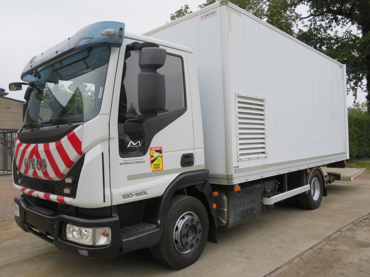 Iveco Eurocargo 120EL - Box truck: picture 3 Iveco Eurocargo 120EL - Box truck: picture 3