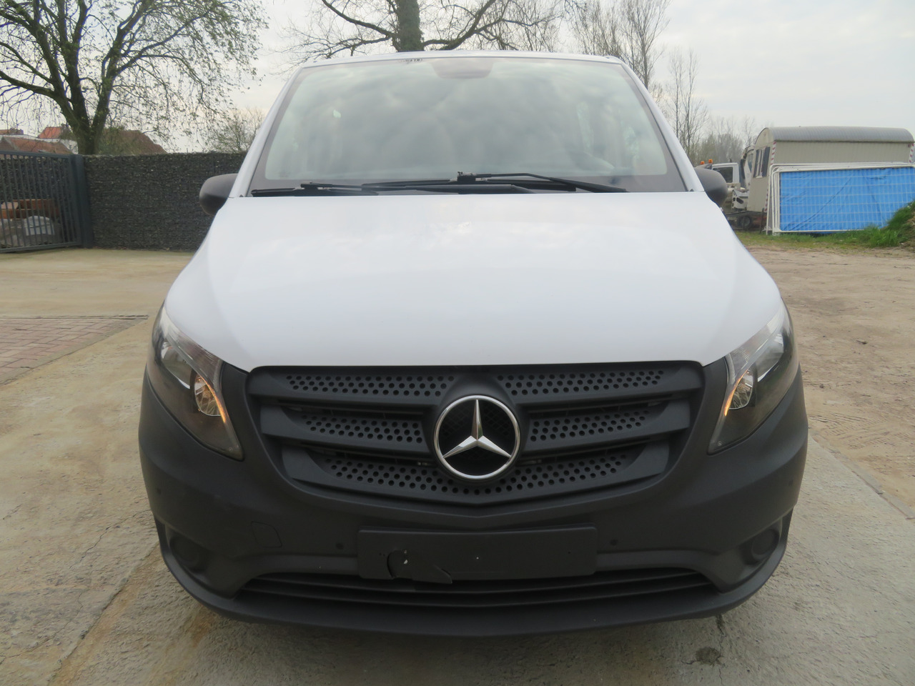 MERCEDES-BENZ Vito 114cdi - A2 - dubbel cabine - Small van, Combi van: picture 2 MERCEDES-BENZ Vito 114cdi - A2 - dubbel cabine - Small van, Combi van: picture 2