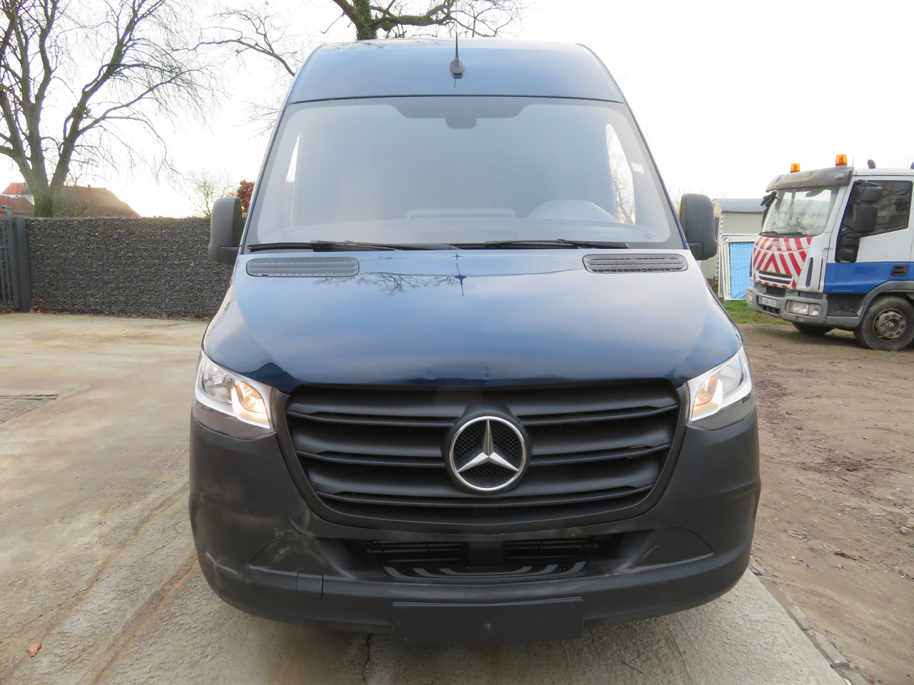 Mercedes-Benz Sprinter 311CDi - Small van: picture 2 Mercedes-Benz Sprinter 311CDi - Small van: picture 2