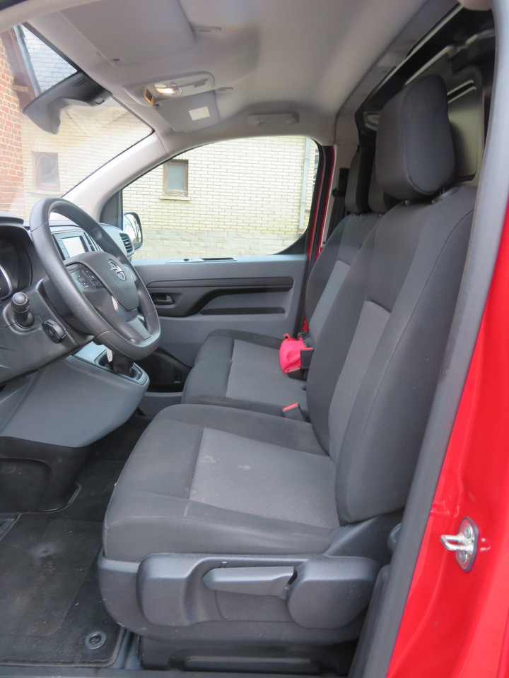Small van Opel Vivaro 1.5 Blue HDi XL: picture 11
