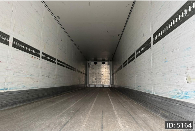 Schmitz Cargobull SKO 24 / Disk brakes / Carrier Vector 1550 / Palletbox - Refrigerator semi-trailer: picture 5 Schmitz Cargobull SKO 24 / Disk brakes / Carrier Vector 1550 / Palletbox - Refrigerator semi-trailer: picture 5