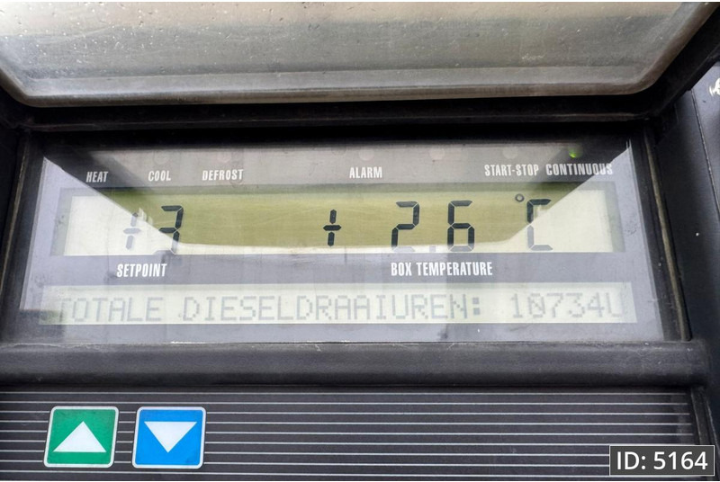 Refrigerator semi-trailer Schmitz Cargobull SKO 24 / Disk brakes / Carrier Vector 1550 / Palletbox: picture 7 Refrigerator semi-trailer Schmitz Cargobull SKO 24 / Disk brakes / Carrier Vector 1550 / Palletbox: picture 7