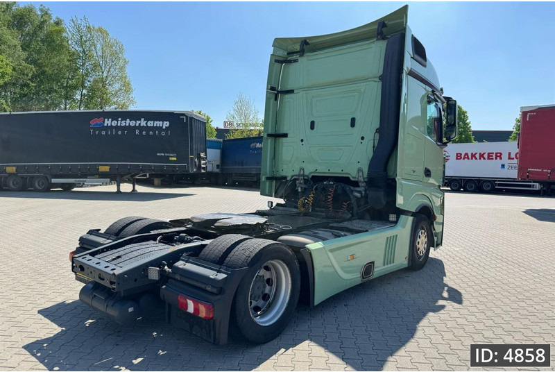 Mercedes-Benz Actros 1842 BigSpace, Euro 6, Mega volume - Tractor unit: picture 3 Mercedes-Benz Actros 1842 BigSpace, Euro 6, Mega volume - Tractor unit: picture 3