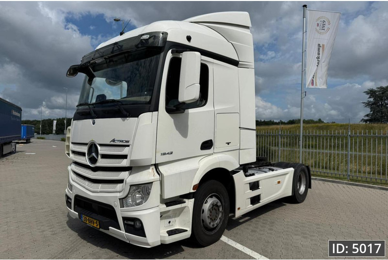 Tractor unit Mercedes-Benz Actros 1842 StreamSpace, Euro 6, / Streamspace / 9 Pieces: picture 1