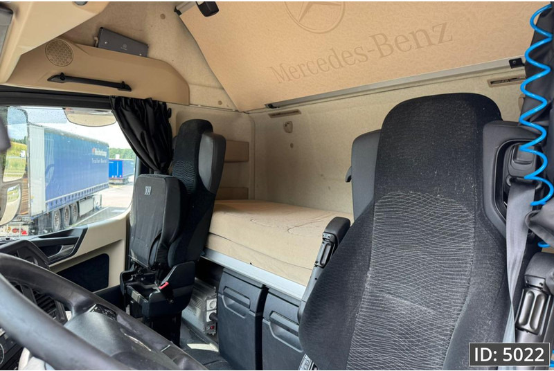 Tractor unit Mercedes-Benz Actros 1845 GigaSpace, Euro 6, / Gigaspace: picture 6 Tractor unit Mercedes-Benz Actros 1845 GigaSpace, Euro 6, / Gigaspace: picture 6