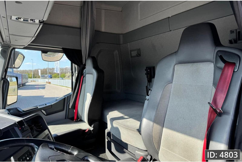 Tractor unit Renault T460 HighCab, Euro 6, / Retarder, Intarder: picture 7