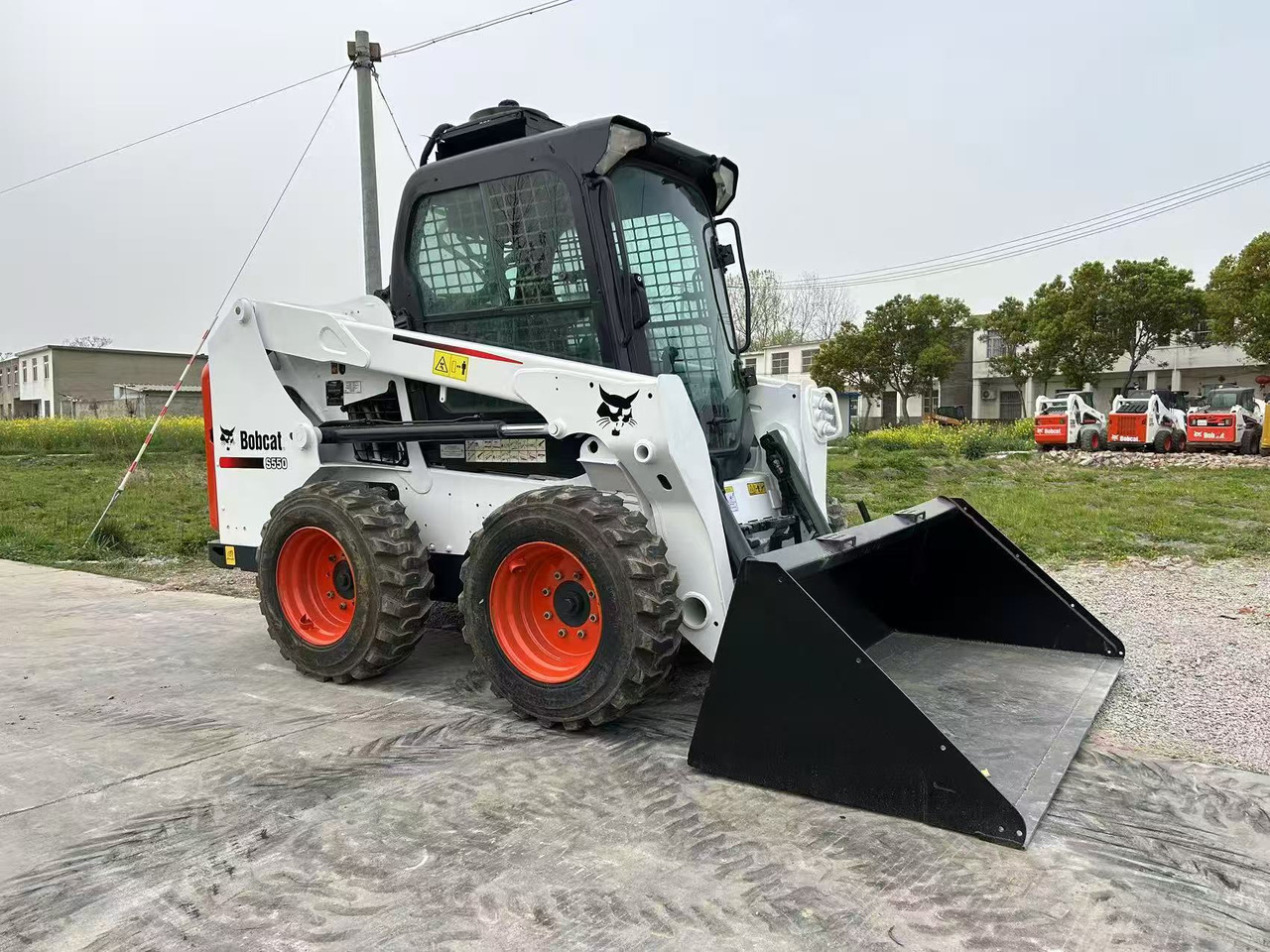 BOBCAT Skid Steer Loader S550 - Skid steer loader: picture 1 BOBCAT Skid Steer Loader S550 - Skid steer loader: picture 1