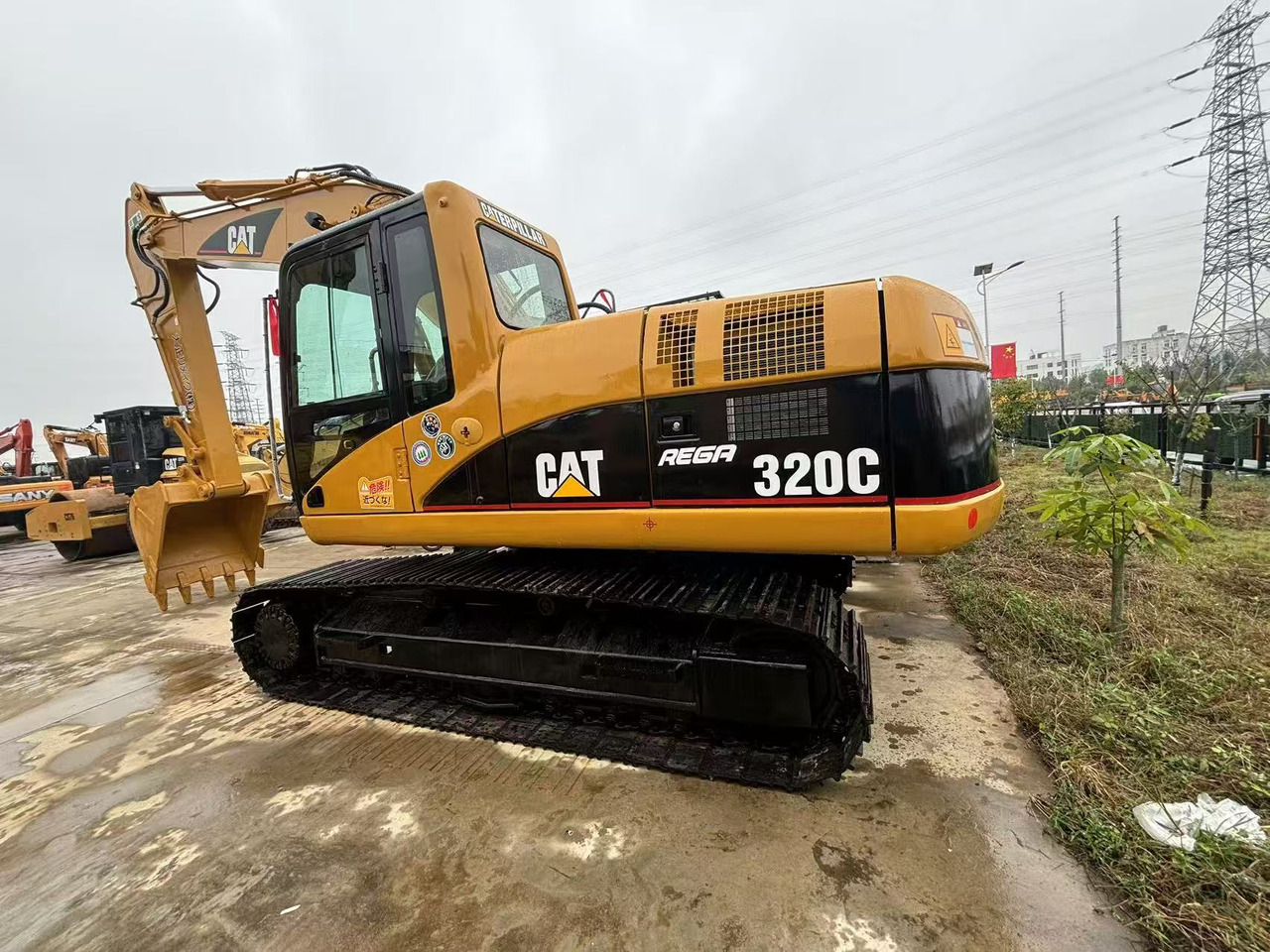 CATERPILLAR 320C Excavator Click for Discount - Crawler excavator: picture 2 CATERPILLAR 320C Excavator Click for Discount - Crawler excavator: picture 2