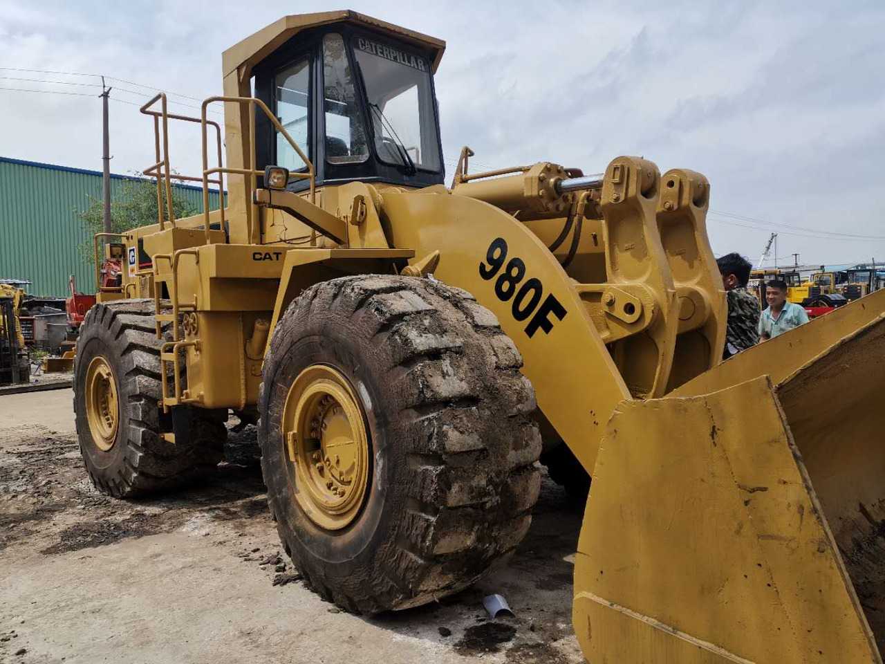 CATERPILLAR Wheel Loader CAT 980F - Wheel loader: picture 1 CATERPILLAR Wheel Loader CAT 980F - Wheel loader: picture 1
