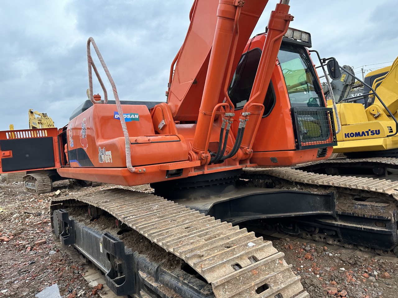 DOOSAN DH420-7 Crawler excavator 40T - Crawler excavator: picture 2 DOOSAN DH420-7 Crawler excavator 40T - Crawler excavator: picture 2
