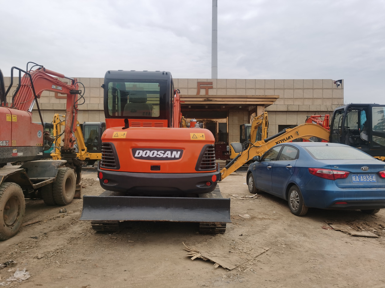 DOOSAN DX60 - Crawler excavator: picture 5 DOOSAN DX60 - Crawler excavator: picture 5