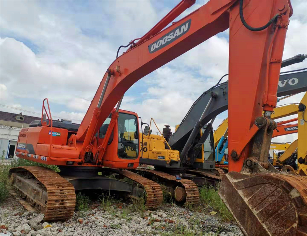 DOOSAN Excavator DH300 Click Here for Discount - Excavator: picture 2 DOOSAN Excavator DH300 Click Here for Discount - Excavator: picture 2
