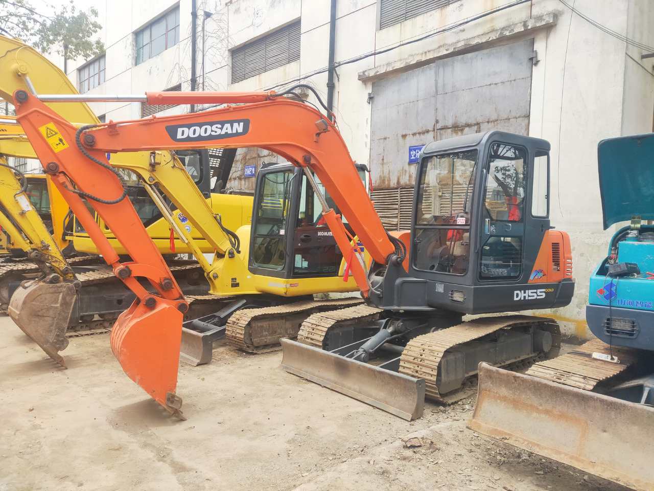 DOOSAN Mini Excavator DH5550 - Mini excavator: picture 2 DOOSAN Mini Excavator DH5550 - Mini excavator: picture 2