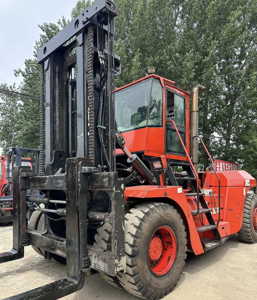 HELI Forklift 25ton Click for Discount - Diesel forklift: picture 1 HELI Forklift 25ton Click for Discount - Diesel forklift: picture 1
