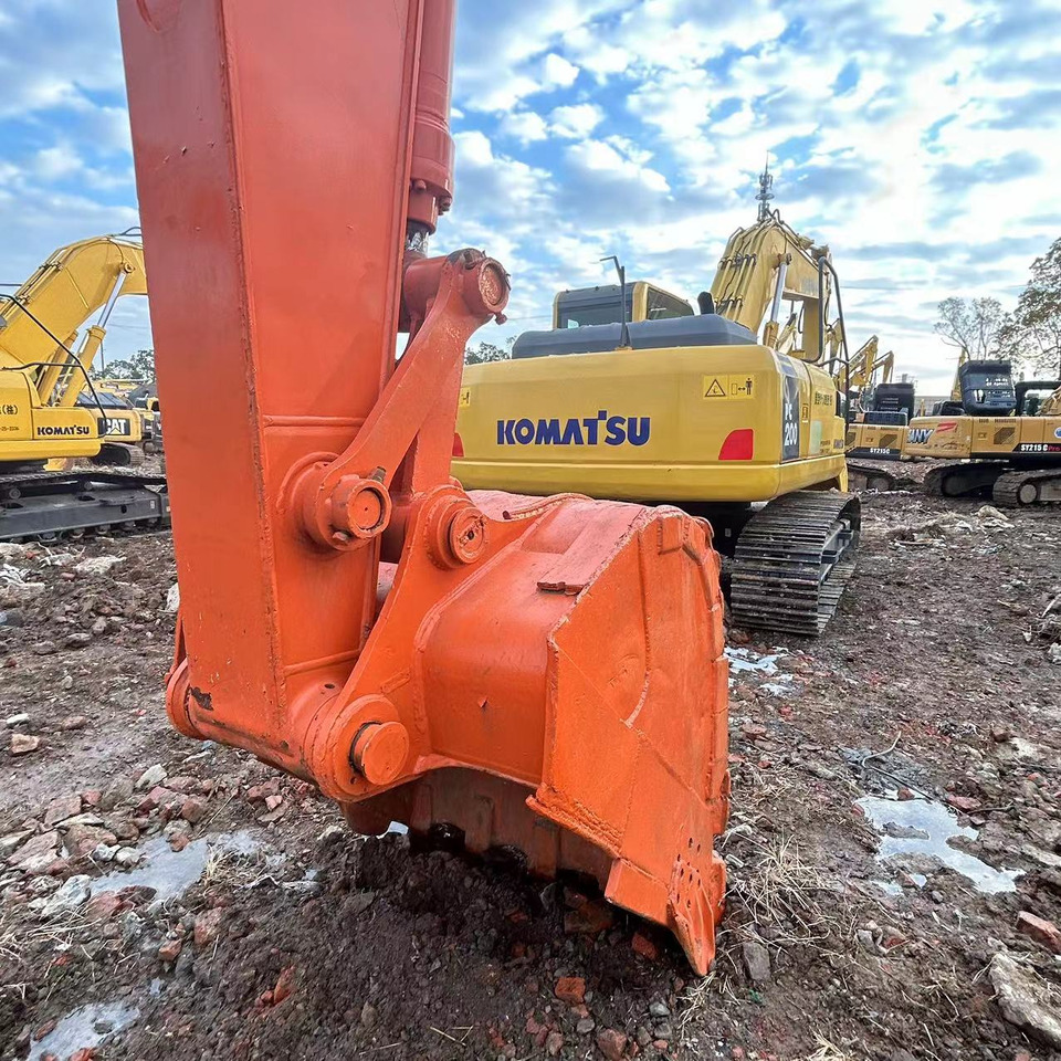 HITACHI ZX240 Excavator - Crawler excavator: picture 3 HITACHI ZX240 Excavator - Crawler excavator: picture 3