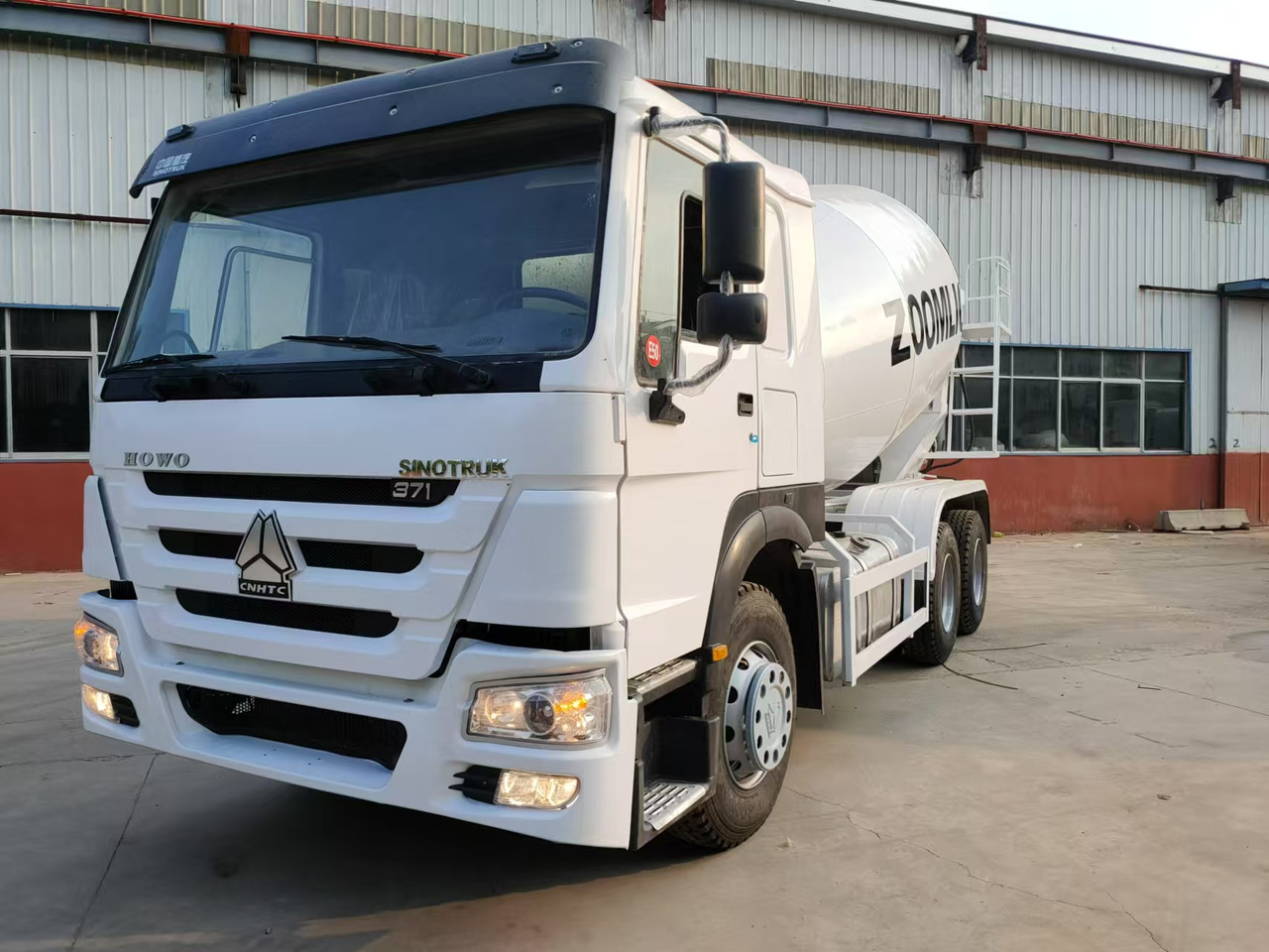HOWO Cement Mixer Truck Click for Discount - Cab chassis truck: picture 1 HOWO Cement Mixer Truck Click for Discount - Cab chassis truck: picture 1