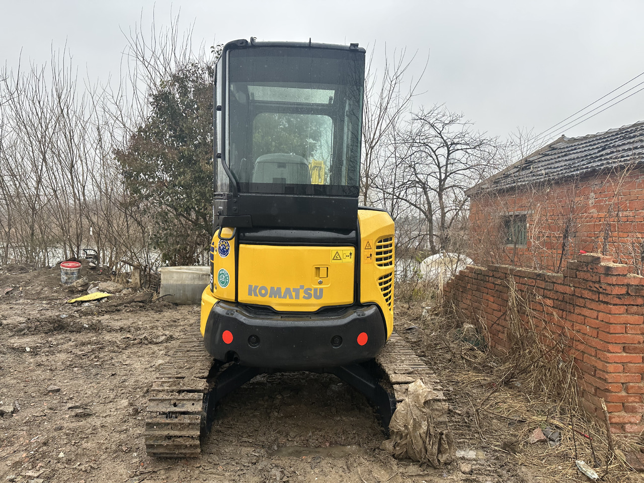 KOMATSU Mini Excavator PC35 With Enclosed Cab - Mini excavator: picture 1 KOMATSU Mini Excavator PC35 With Enclosed Cab - Mini excavator: picture 1