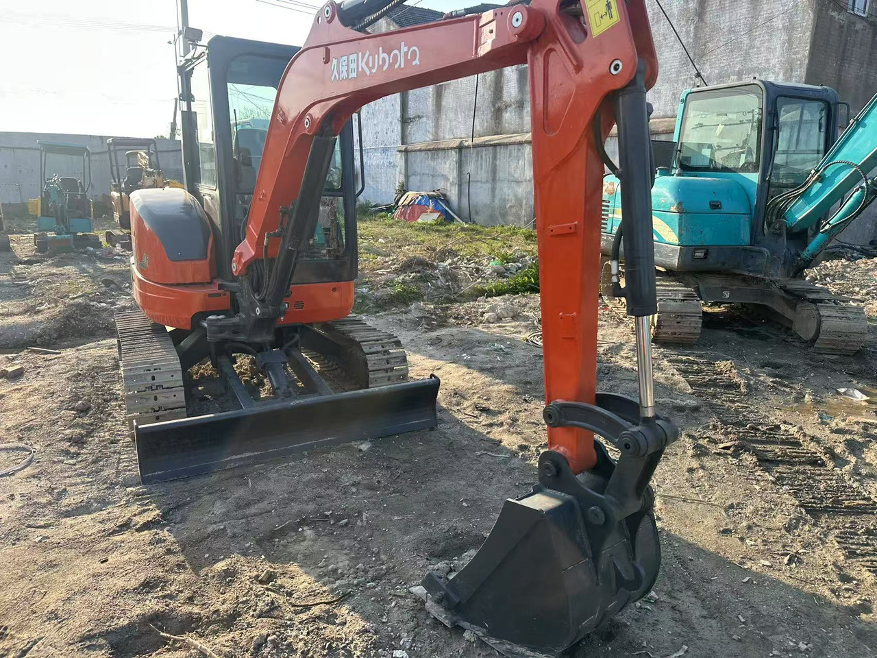 KUBOTA U35 - Crawler excavator: picture 3 KUBOTA U35 - Crawler excavator: picture 3