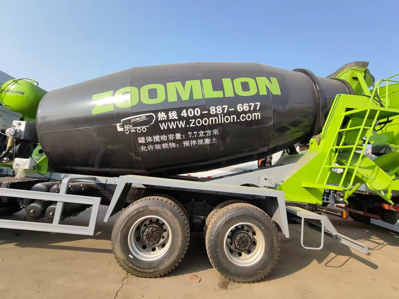 SINOTRUK HOWO 371 CLICK HERE FOR DISCOUNT - Concrete mixer truck: picture 4 SINOTRUK HOWO 371 CLICK HERE FOR DISCOUNT - Concrete mixer truck: picture 4