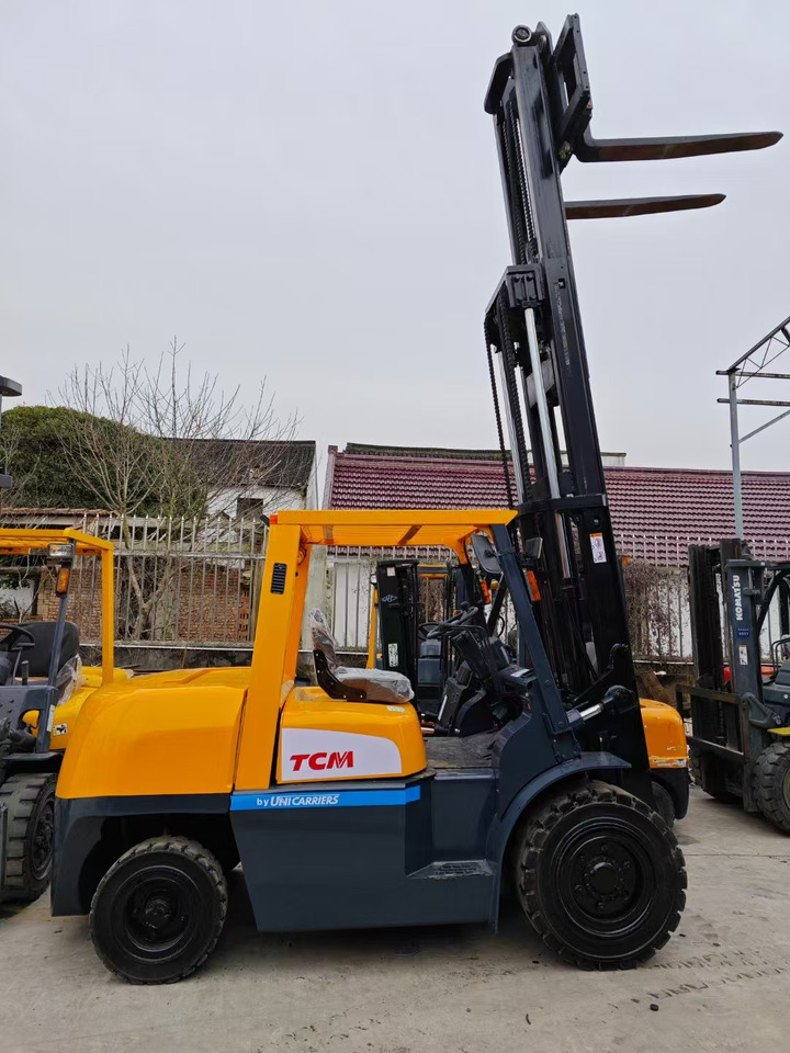TCM FD30 CLICK HERE FOR DISCOUNT - Diesel forklift: picture 1 TCM FD30 CLICK HERE FOR DISCOUNT - Diesel forklift: picture 1