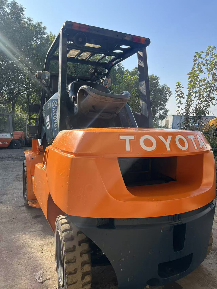 TOYOTA 50 CLICK HERE FOR DISCOUNT - Diesel forklift: picture 3 TOYOTA 50 CLICK HERE FOR DISCOUNT - Diesel forklift: picture 3