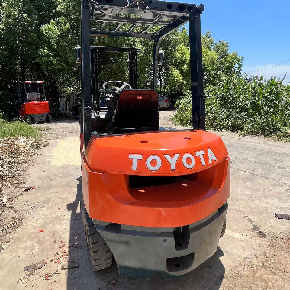TOYOTA FD35 Forklift 3.5Ton - Diesel forklift: picture 2 TOYOTA FD35 Forklift 3.5Ton - Diesel forklift: picture 2