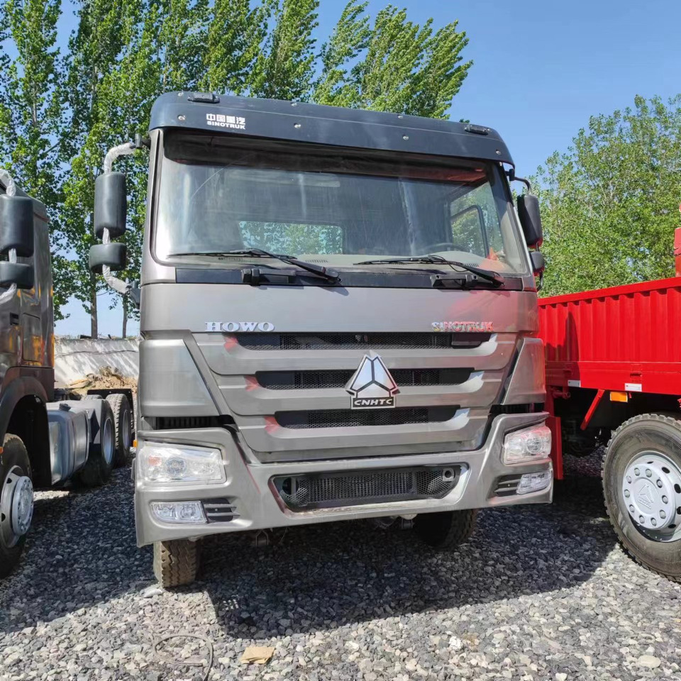 SINOTRUK HOWO 371 CLICK HERE FOR DISCOUNT - Tractor unit: picture 2 SINOTRUK HOWO 371 CLICK HERE FOR DISCOUNT - Tractor unit: picture 2
