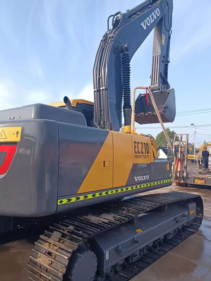 VOLVO EC210 Excavator Click for Discount - Excavator: picture 1 VOLVO EC210 Excavator Click for Discount - Excavator: picture 1