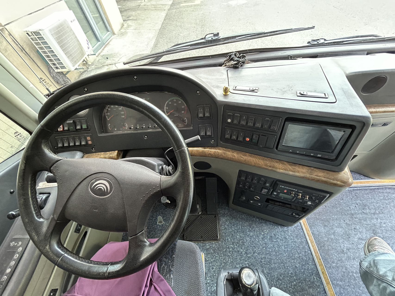 Yutong Coach 56 Seats Click Here for Discount - Coach: picture 5 Yutong Coach 56 Seats Click Here for Discount - Coach: picture 5