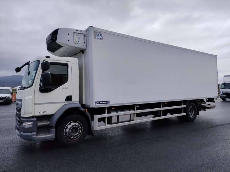 Camion Porteur FRIGO 19 TONNES 320 CV HAYON CAISSE LAMBERET BI TEMP GROUPE CARRIER SUPRA 1150 - - Refrigerator truck: picture 2 Camion Porteur FRIGO 19 TONNES 320 CV HAYON CAISSE LAMBERET BI TEMP GROUPE CARRIER SUPRA 1150 - - Refrigerator truck: picture 2