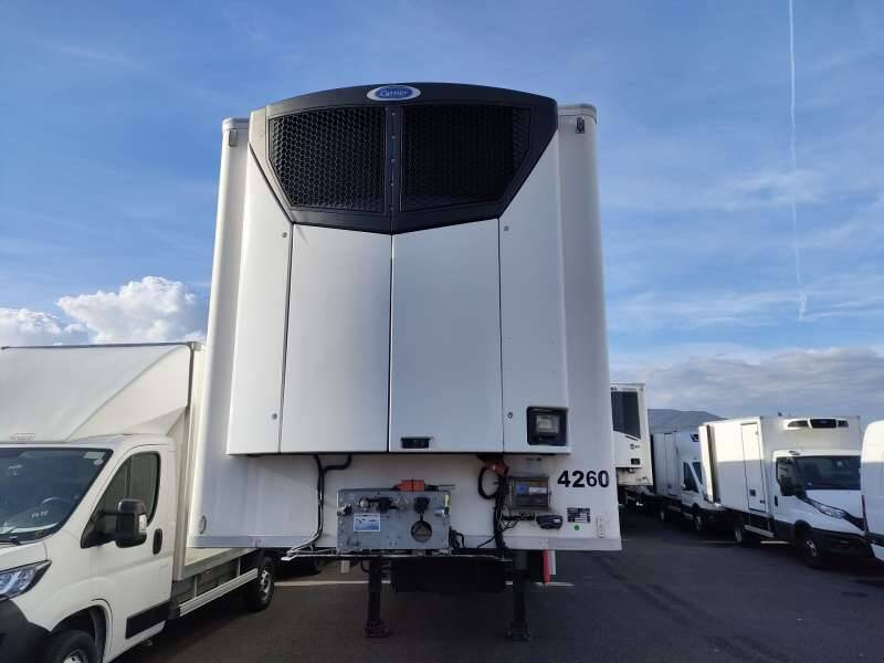 Semi-remorque 3 Essieux 38 TONNES HAYON AUTONOME CAISSE CHEREAU GROUPE CARRIER VECTOR 1950 MT - Refrigerator semi-trailer: picture 2 Semi-remorque 3 Essieux 38 TONNES HAYON AUTONOME CAISSE CHEREAU GROUPE CARRIER VECTOR 1950 MT - Refrigerator semi-trailer: picture 2