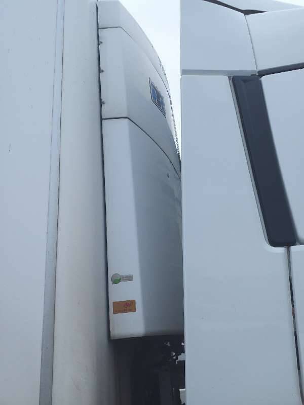 Semi-remorque 3 Essieux 38 TONNES HAYON CAISSE CHEREAU GROUPE THERMOKING SLXI SPECTRUM - Refrigerator semi-trailer: picture 2 Semi-remorque 3 Essieux 38 TONNES HAYON CAISSE CHEREAU GROUPE THERMOKING SLXI SPECTRUM - Refrigerator semi-trailer: picture 2