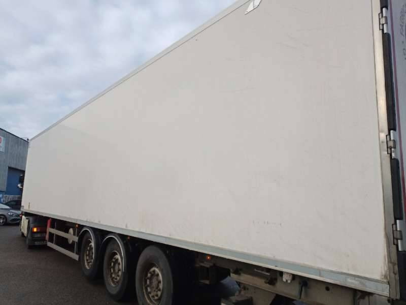 Semi-remorque 3 Essieux FRIGO 38 TONNES HAYON CAISSE LAMBERET GROUPE CARRIER VECTOR 1950 MT - Refrigerator semi-trailer: picture 4 Semi-remorque 3 Essieux FRIGO 38 TONNES HAYON CAISSE LAMBERET GROUPE CARRIER VECTOR 1950 MT - Refrigerator semi-trailer: picture 4