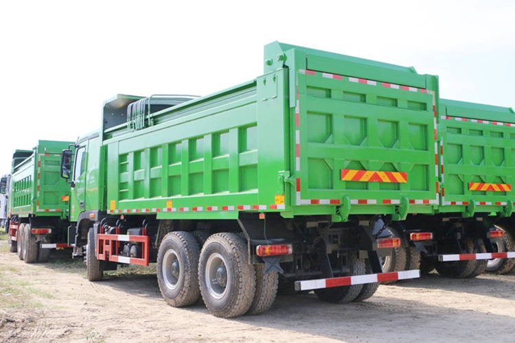 FOTON Foton 6x4 10 Wheeler Dump Truck for Sale in Jamaica - Tipper: picture 5 FOTON Foton 6x4 10 Wheeler Dump Truck for Sale in Jamaica - Tipper: picture 5