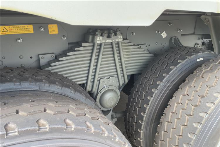 SINOTRUK Howo Dump Truck 6x4 for Sale In Ghana - Tipper: picture 4 SINOTRUK Howo Dump Truck 6x4 for Sale In Ghana - Tipper: picture 4