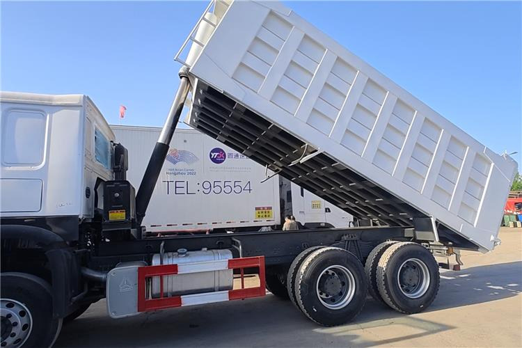 SINOTRUK Used Howo 371 Dump Truck 8x4 for Sale In Ghana - Tipper: picture 2 SINOTRUK Used Howo 371 Dump Truck 8x4 for Sale In Ghana - Tipper: picture 2